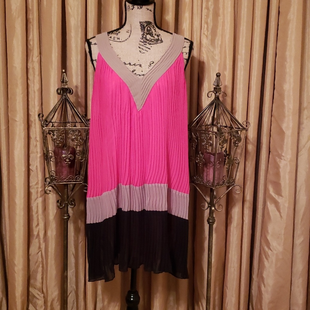 ♠️HP♠️Colorblock Trapeze Accordian Dress